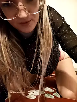 YannaMilters online show from 12-01-25, 12:39