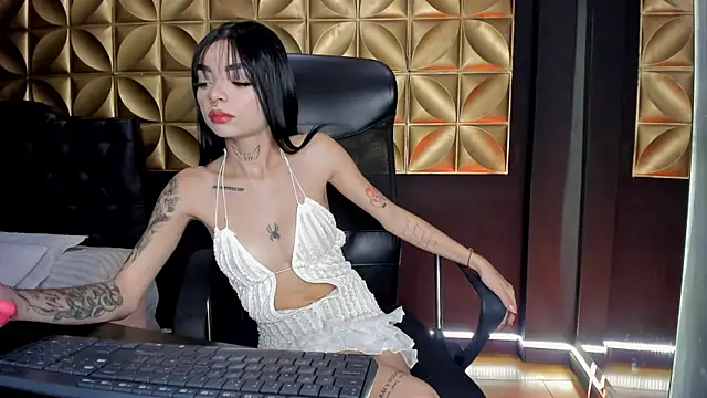 scarlettvelvet  online show from 11-27-25, 02:39