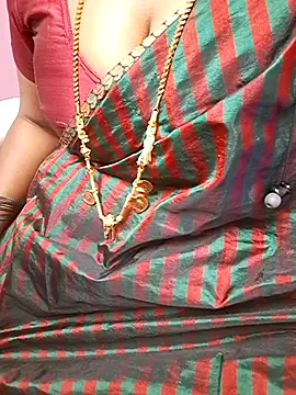 Snapshot of Tamil_Ammani chatting on 07-11-26, 06:08 Tamil Ammani online show from 07-11-26, 06:08