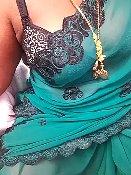 Snapshot of Tamil_Ammani chatting on 02-27-26, 06:02 Tamil Ammani online show from 02-27-26, 06:02