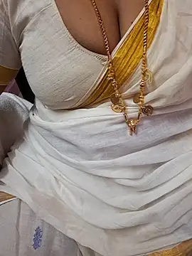 Tamil Ammani online show from 05-16-26, 10:36