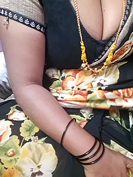 Snapshot of Tamil_Ammani chatting on 01-31-26, 07:12 Tamil Ammani online show from 01-31-26, 07:12