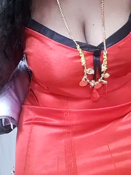 Snapshot of Tamil_Ammani chatting on 02-23-26, 05:35 Tamil Ammani online show from 02-23-26, 05:35