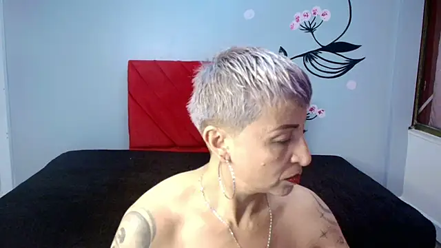 Charlotte  Gray online show from 11-07-25, 12:21