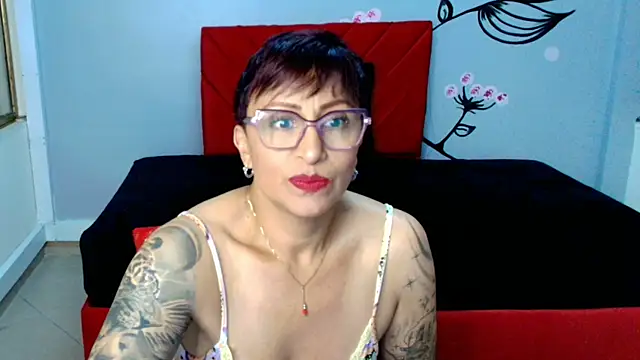 Charlotte  Gray online show from 10-09-25, 05:19