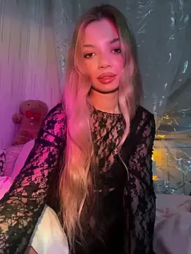  Siennaaa  online show from 03-05-26, 09:00