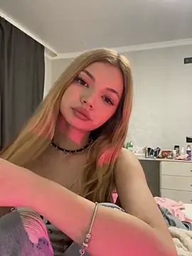  Siennaaa  online show from 02-14-26, 11:16