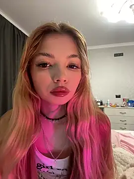  Siennaaa  online show from 02-15-26, 07:35