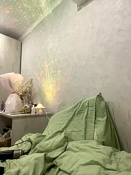  Siennaaa  online show from 11-18-25, 06:33