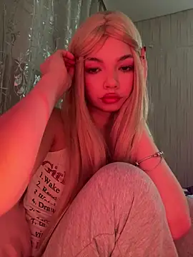  Siennaaa  online show from 02-26-26, 08:53