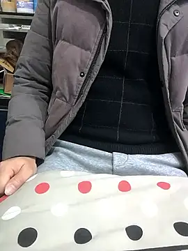 Snapshot of chougegg0214 chatting on 01-12-26, 04:52 chougegg0214 online show from 01-12-26, 04:52