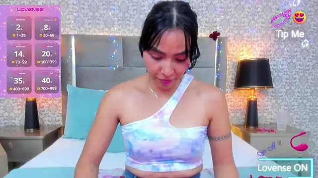 KoralBlum online show from 12-21-25, 01:41