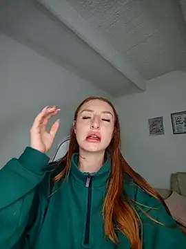 Bennuluspeach  online show from 10-26-25, 05:30