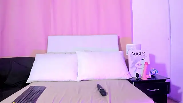 Celeeste Rose online show from 11-06-25, 07:07