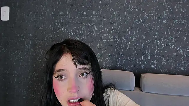 Snapshot of MeganR_ chatting on 04-25-26, 11:24 MeganR online show from 04-25-26, 11:24