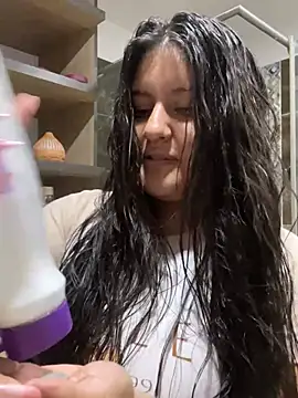 AnnaSwift  online show from 04-04-26, 02:51