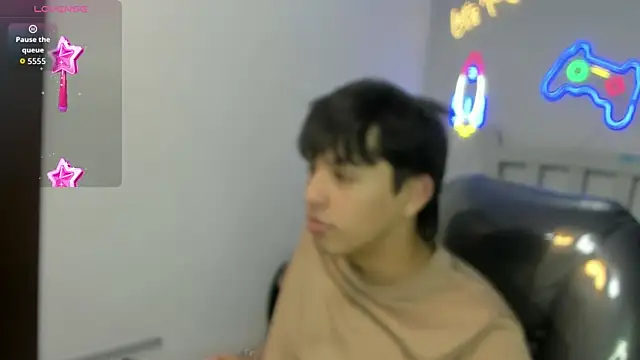 StiwenTwink online show from 12-19-25, 11:51