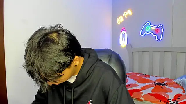 StiwenTwink online show from 10-22-25, 02:16