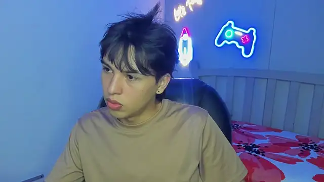 StiwenTwink online show from 10-06-25, 01:12