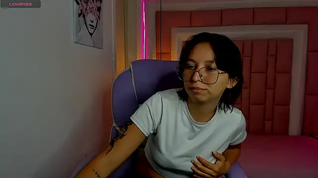Klaret Toy online show from 05-31-26, 06:09