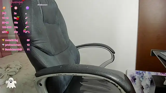 Klaret Toy online show from 10-29-25, 04:44