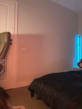 Niinarosee online show from 04-03-26, 06:47