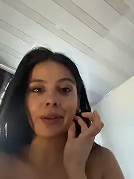 SaraMistick online show from 11-15-25, 01:15