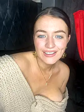 LolaReaX online show from 10-21-25, 10:14