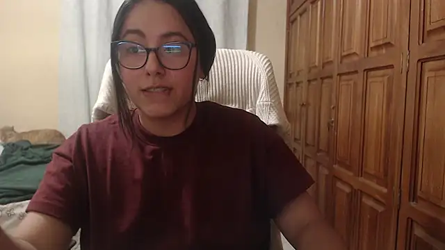 Venus cat  online show from 02-18-26, 03:26