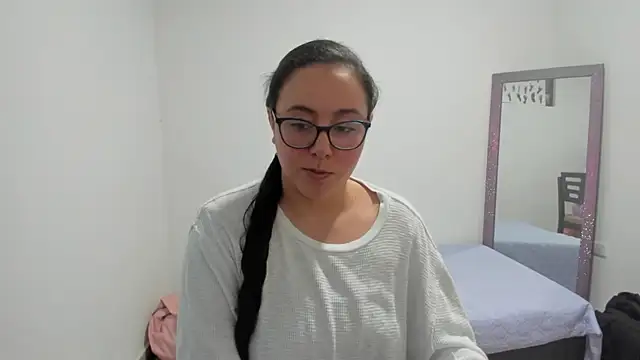 Venus cat  online show from 10-16-25, 09:34