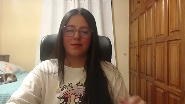 Venus cat  online show from 07-25-26, 01:35