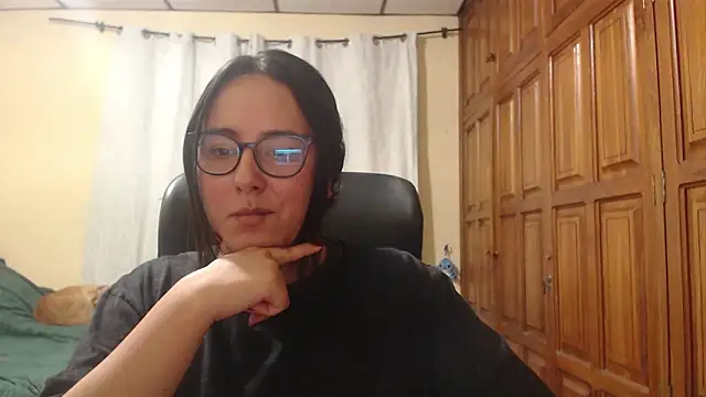 Venus cat  online show from 02-16-26, 09:34