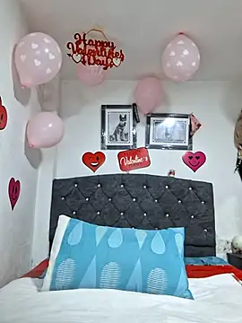 Chloe Mis online show from 02-15-26, 01:50