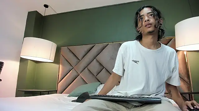 Dickie Dicking online show from 11-06-25, 08:35