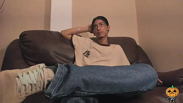 Dickie Dicking online show from 10-17-25, 08:21