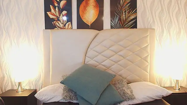 Dickie Dicking online show from 11-13-25, 08:57