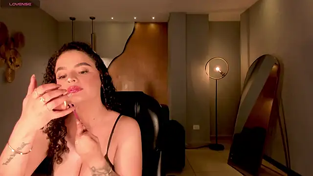 KylieJenkins online show from 12-15-25, 11:16