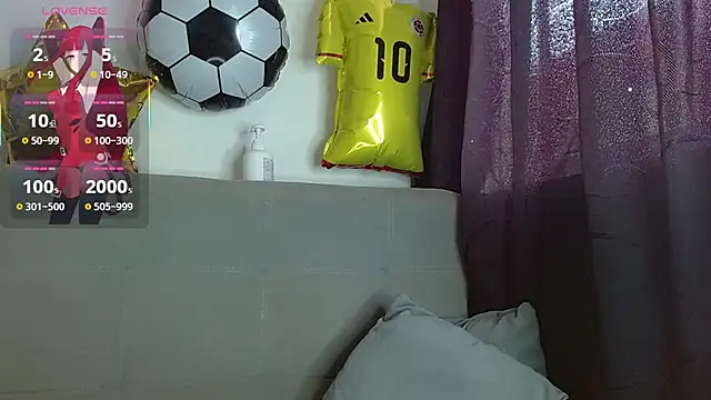 Snapshot of JuliethaFox chatting on 07-03-26, 04:57 JuliethaFox online show from 07-03-26, 04:57
