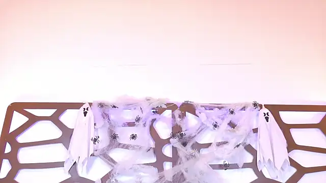 ashley jonee online show from 10-17-25, 09:38