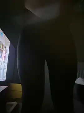 Wearpantyhosenorfolk online show from 11-11-25, 11:42