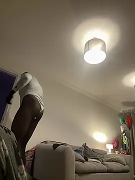 Wearpantyhosenorfolk online show from 05-16-26, 09:36