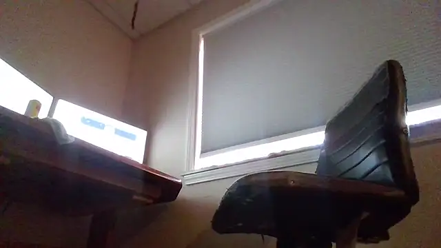 Snapshot of StroknGoon69 chatting on 11-14-25, 05:27 StroknGoon69 online show from 11-14-25, 05:27