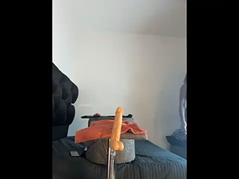 MerliaSsomer online show from 10-23-25, 01:43