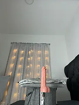 MerliaSsomer online show from 11-07-25, 01:37