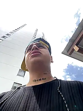 Snapshot of jeff2995_ chatting on 10-30-25, 04:48 jeff2995 online show from 10-30-25, 04:48