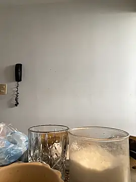 Snapshot of jeff2995_ chatting on 11-12-25, 06:56 jeff2995 online show from 11-12-25, 06:56