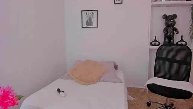 rose blossoom online show from 10-08-25, 07:03