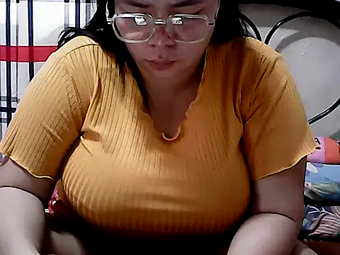 HornyPussie69 online show from 04-03-26, 12:06