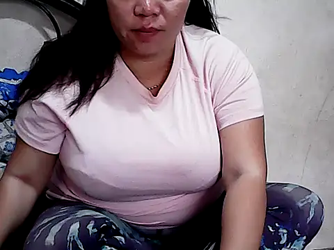HornyPussie69 online show from 05-01-26, 12:04