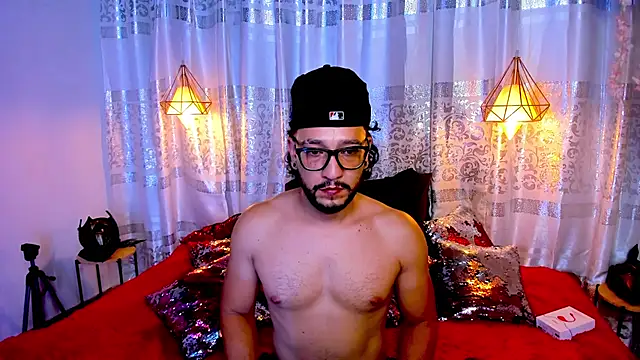 Ethan w12 online show from 10-21-25, 12:21
